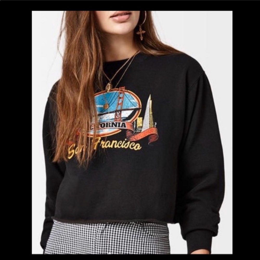 Brandy Melville Cropped Sweatshirt OS John Galt